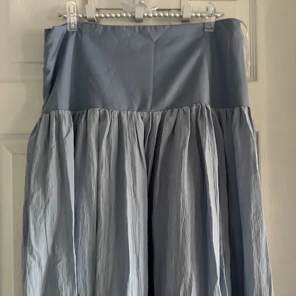COMMENSE Solid High-Waisted Ruffle Pleated Maxi Skirt - Picture 8 of 11
